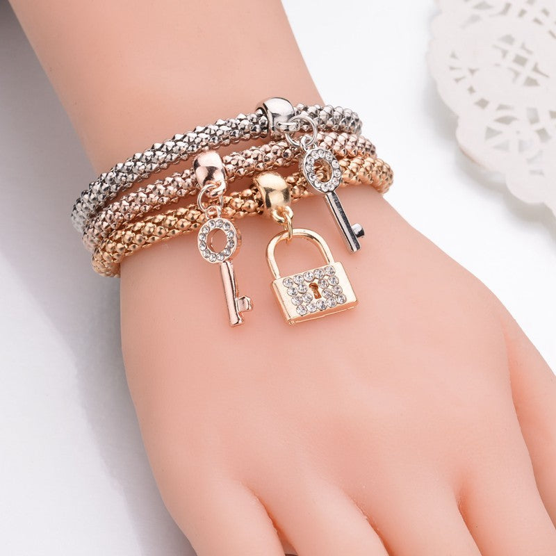 Elastic bracelet