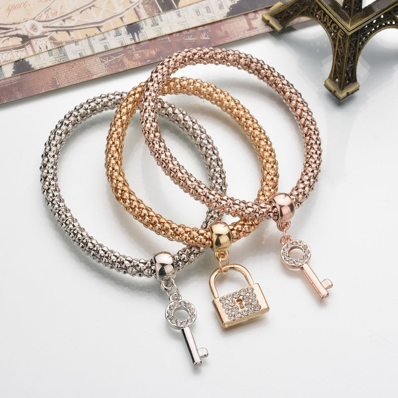Elastic bracelet